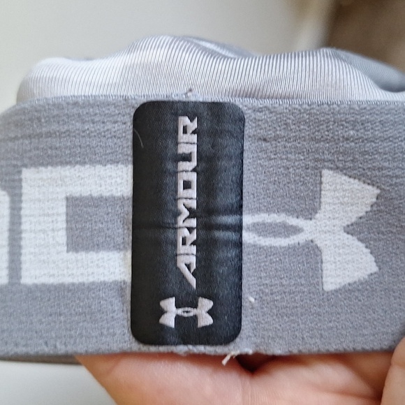 Under Armour Light Gray Compression Leggings Size M - Picture 5 of 6